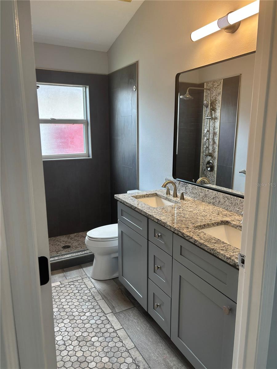 Image 12 of 24 For 2830 Strand Circle