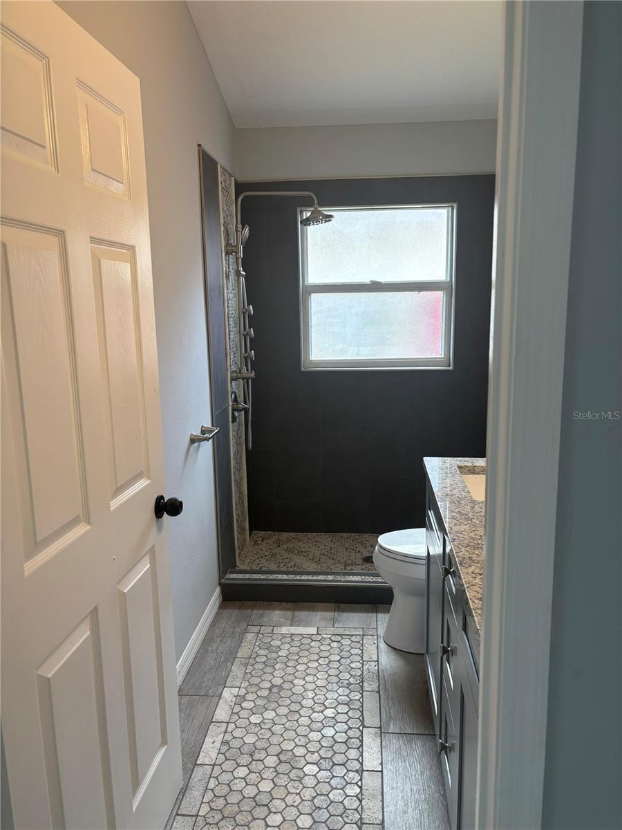 Image 13 of 24 For 2830 Strand Circle