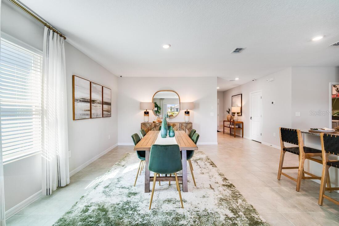 Image 16 of 46 For 221 Streamwater Way