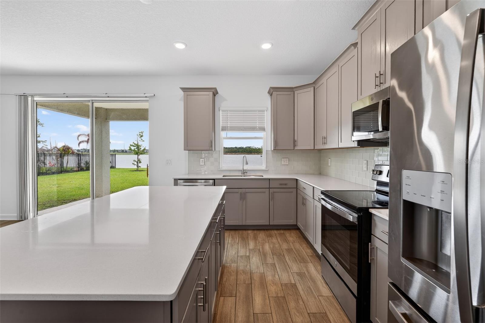 Image 10 of 65 For 3048 Ella Way