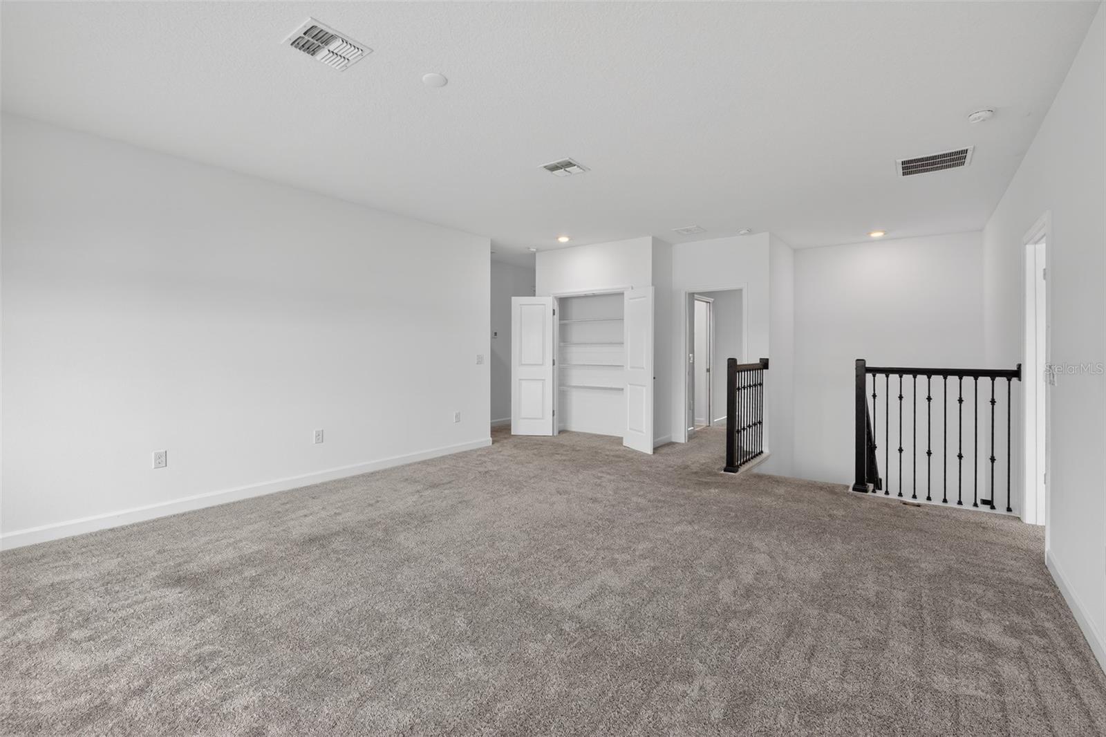 Image 19 of 65 For 3048 Ella Way