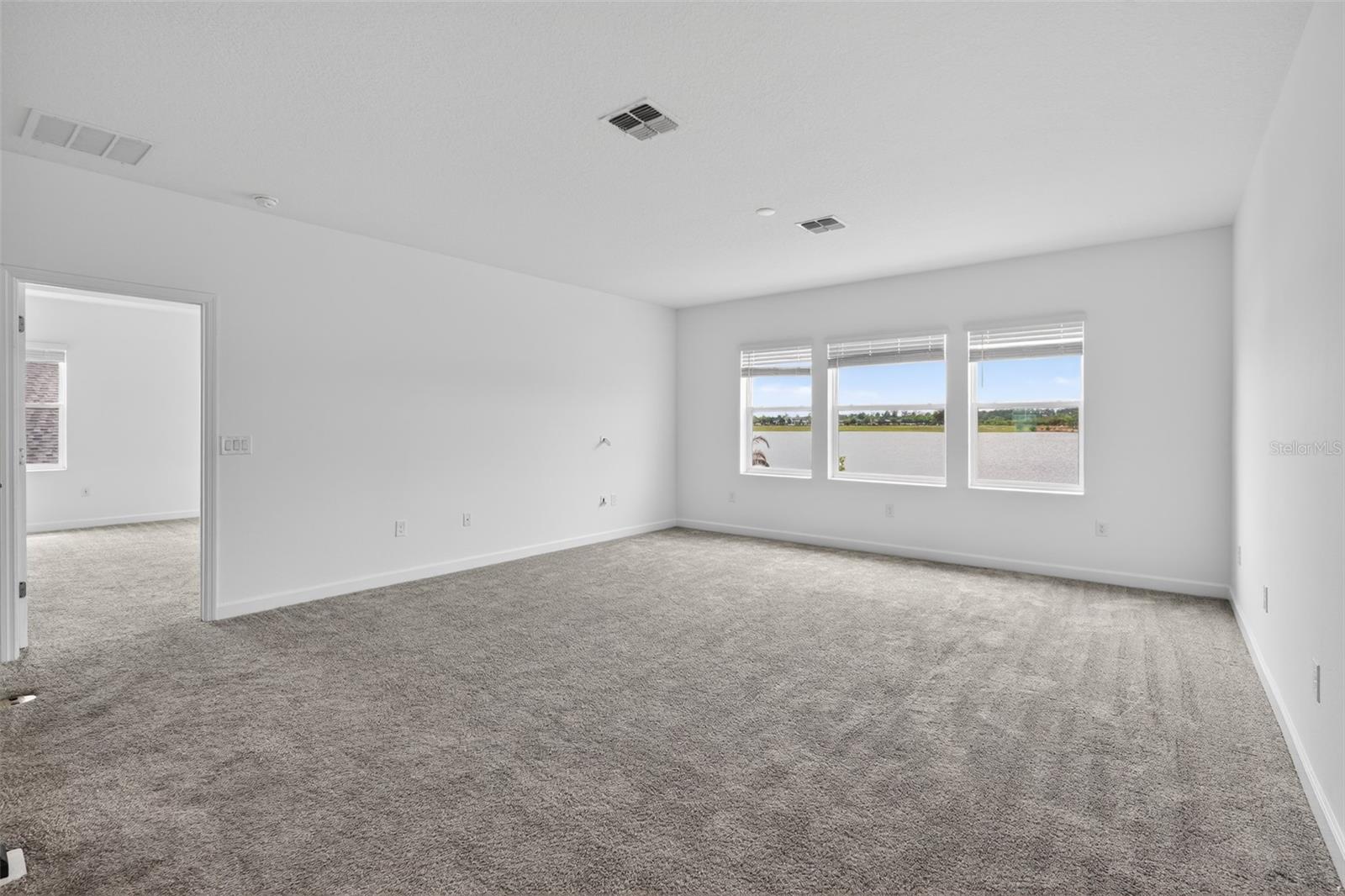 Image 21 of 65 For 3048 Ella Way