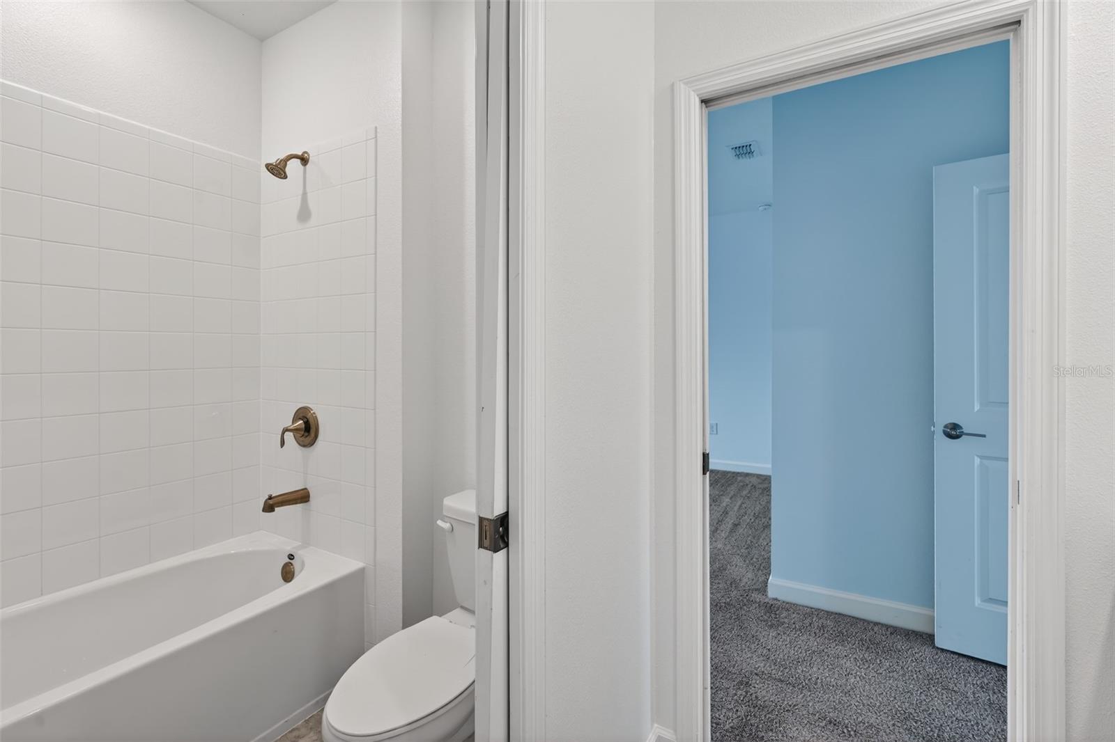 Image 36 of 65 For 3048 Ella Way