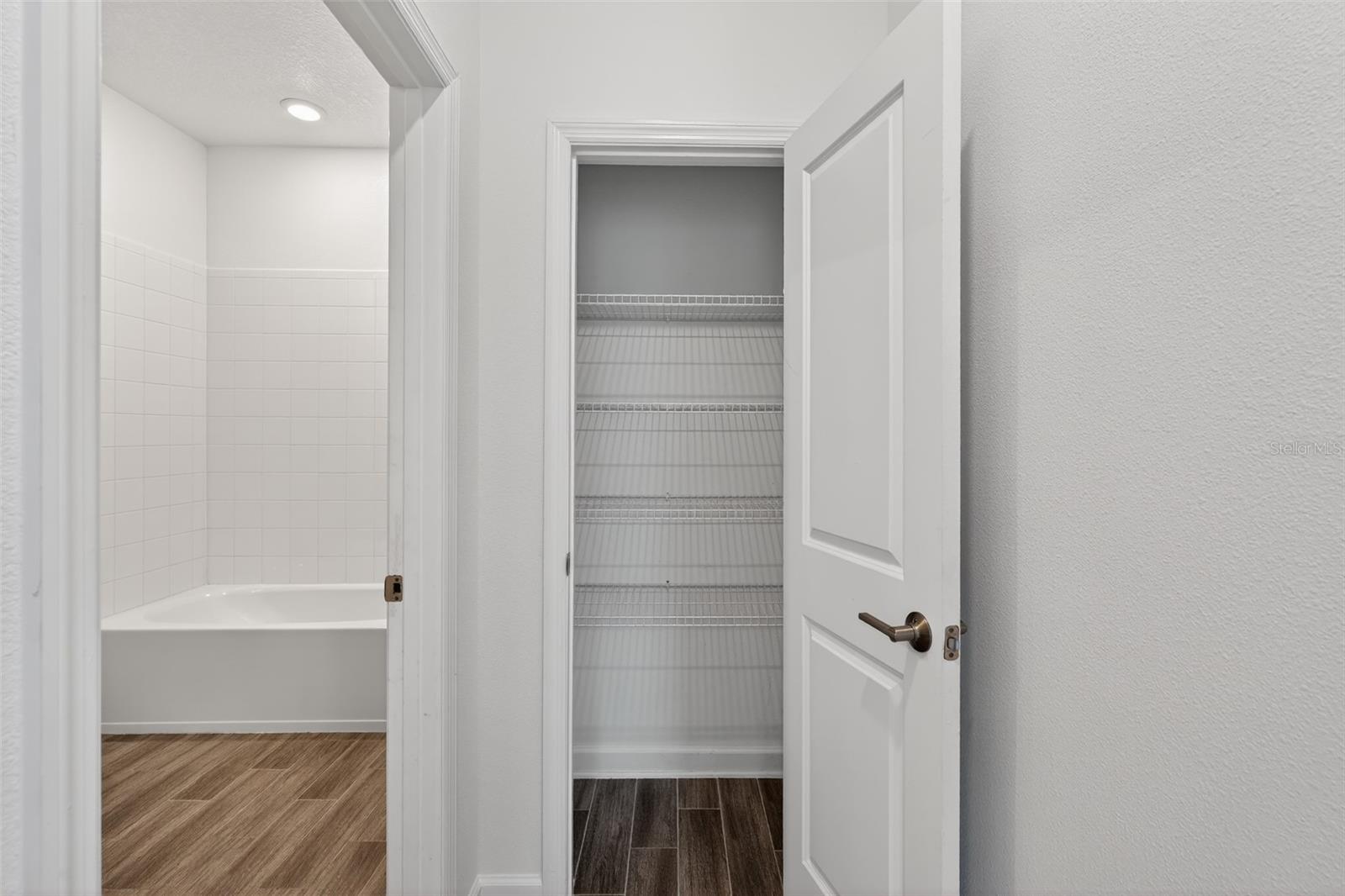 Image 37 of 65 For 3048 Ella Way