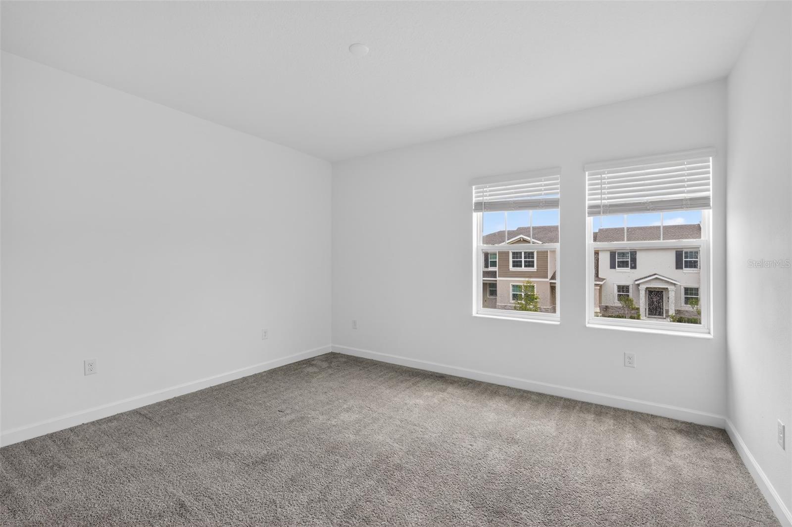 Image 41 of 65 For 3048 Ella Way