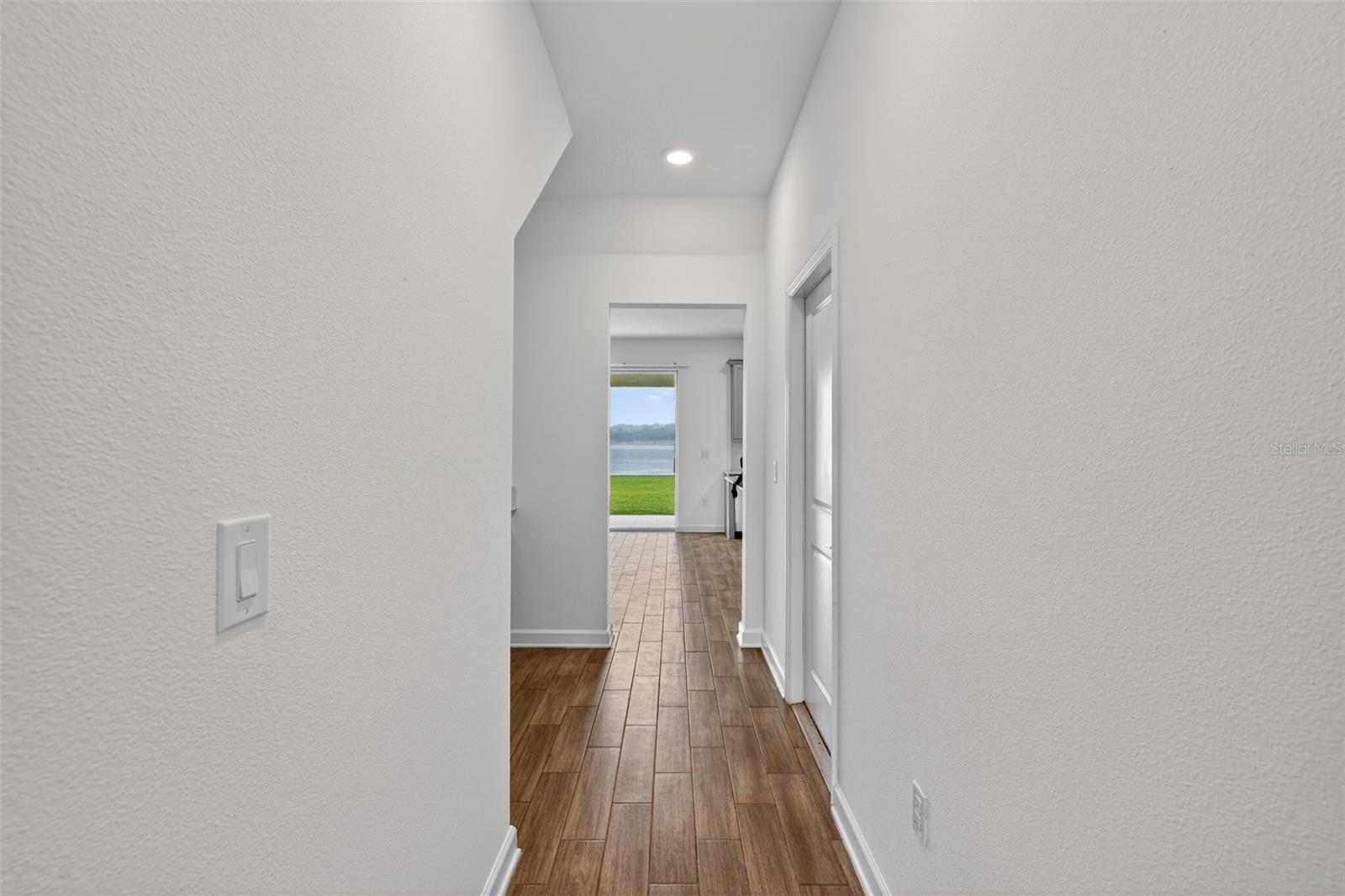 Image 6 of 65 For 3048 Ella Way