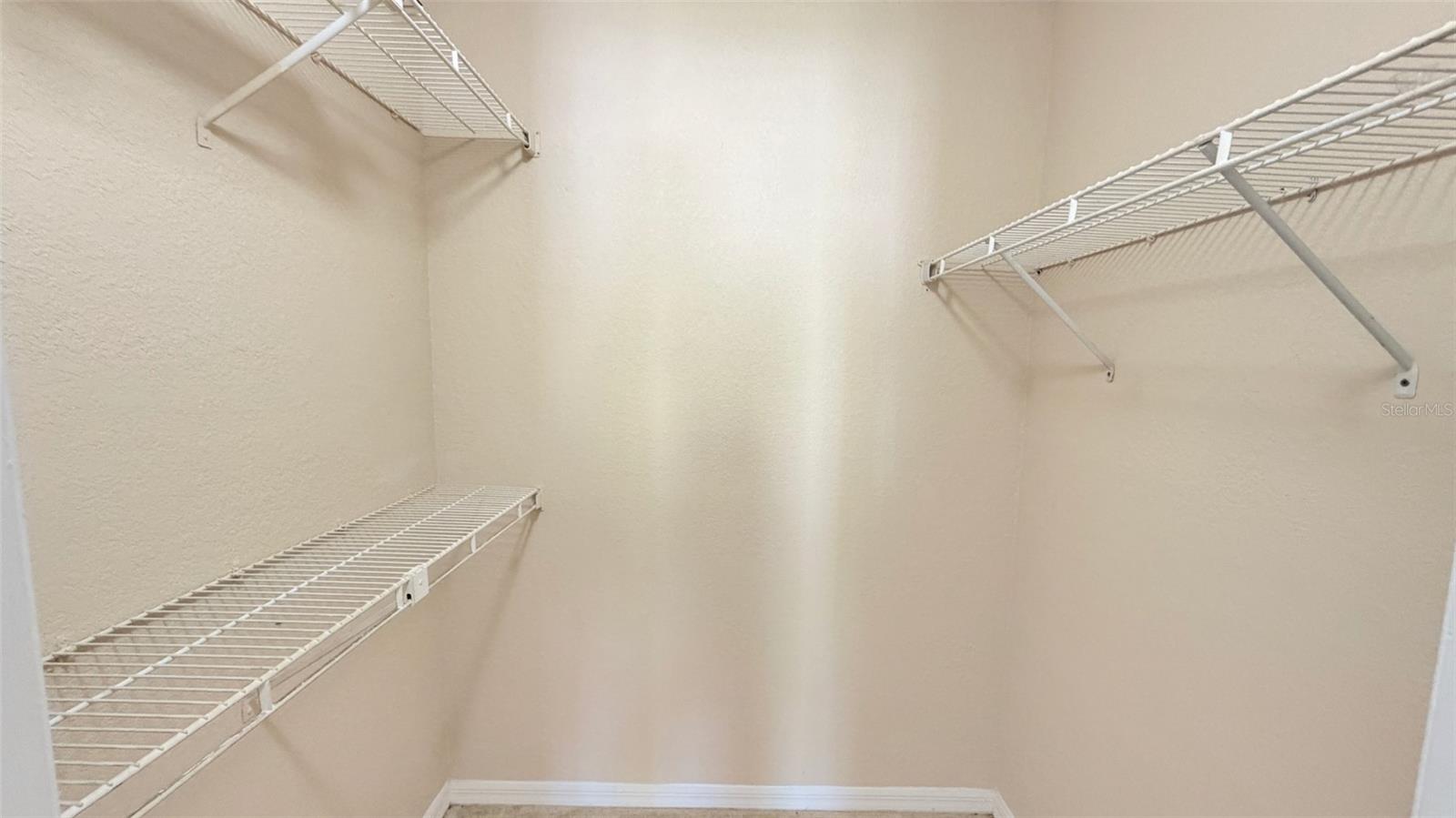 Image 15 of 17 For 5144 Conroy Road 1033