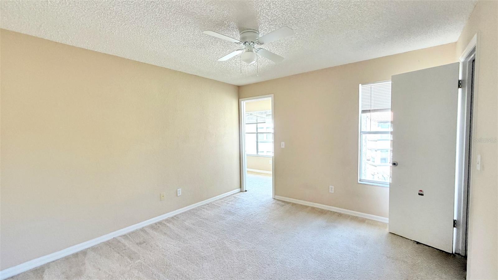 Image 7 of 17 For 5144 Conroy Road 1033