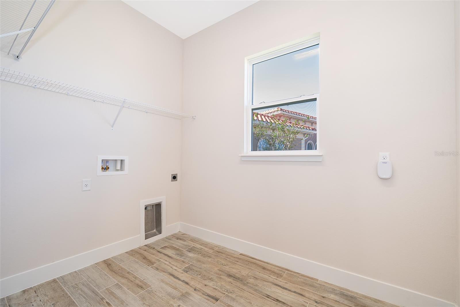 Image 15 of 38 For 2400 Symphony Circle