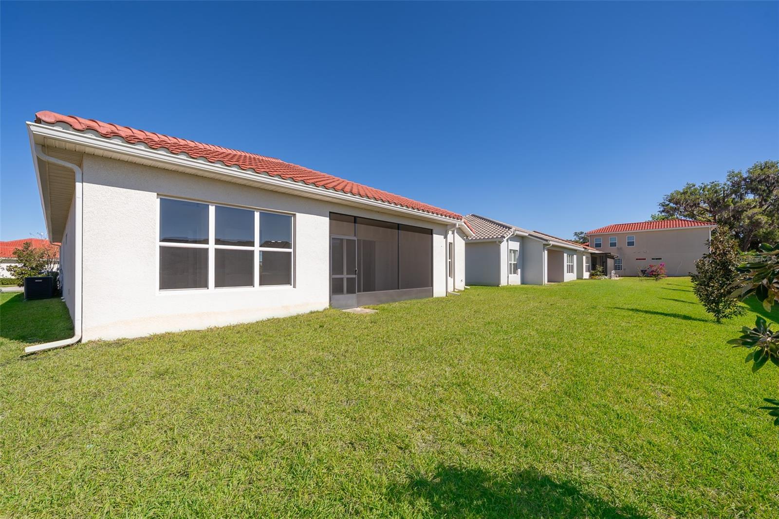 Image 32 of 38 For 2400 Symphony Circle