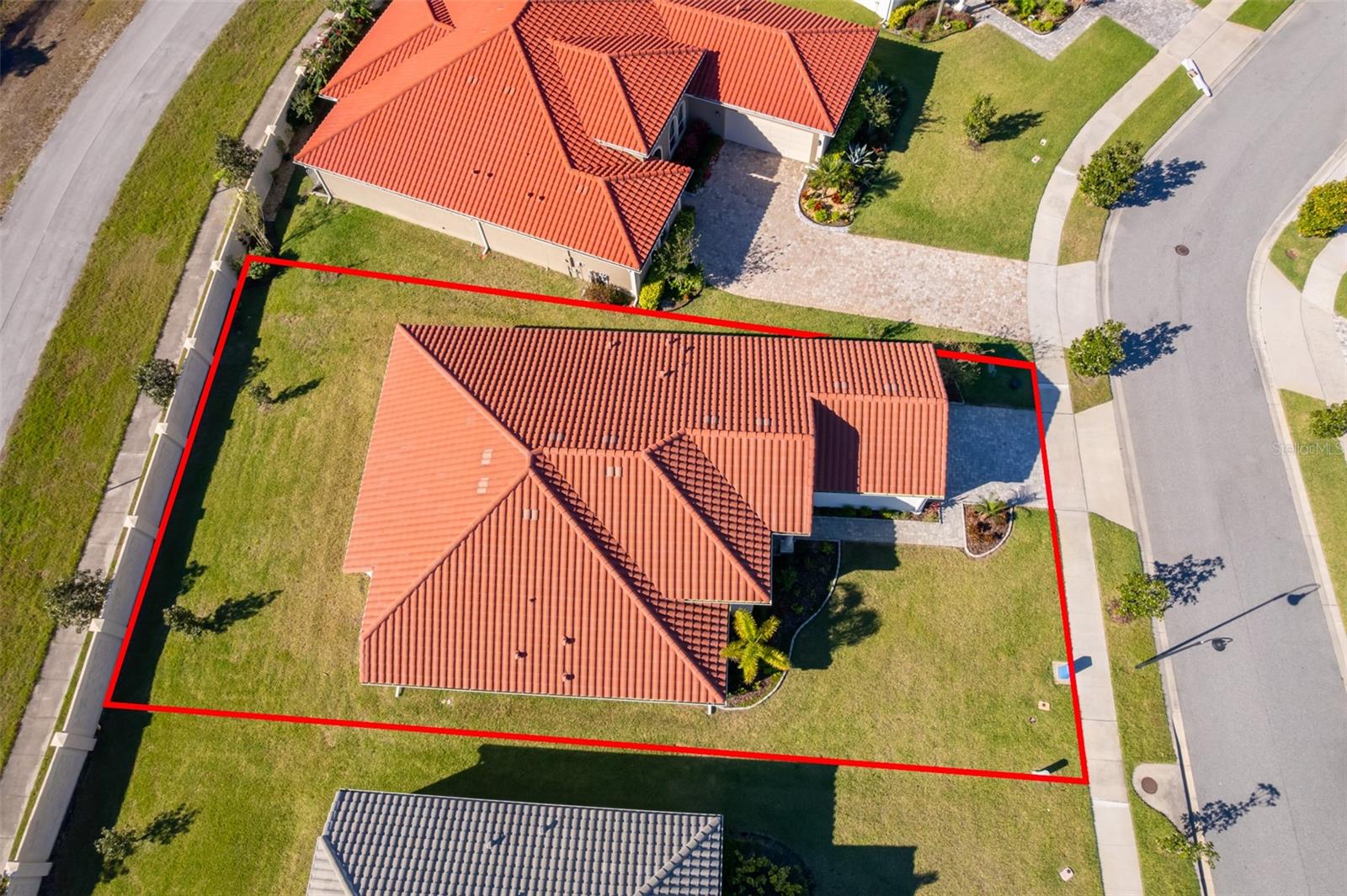 Image 34 of 38 For 2400 Symphony Circle