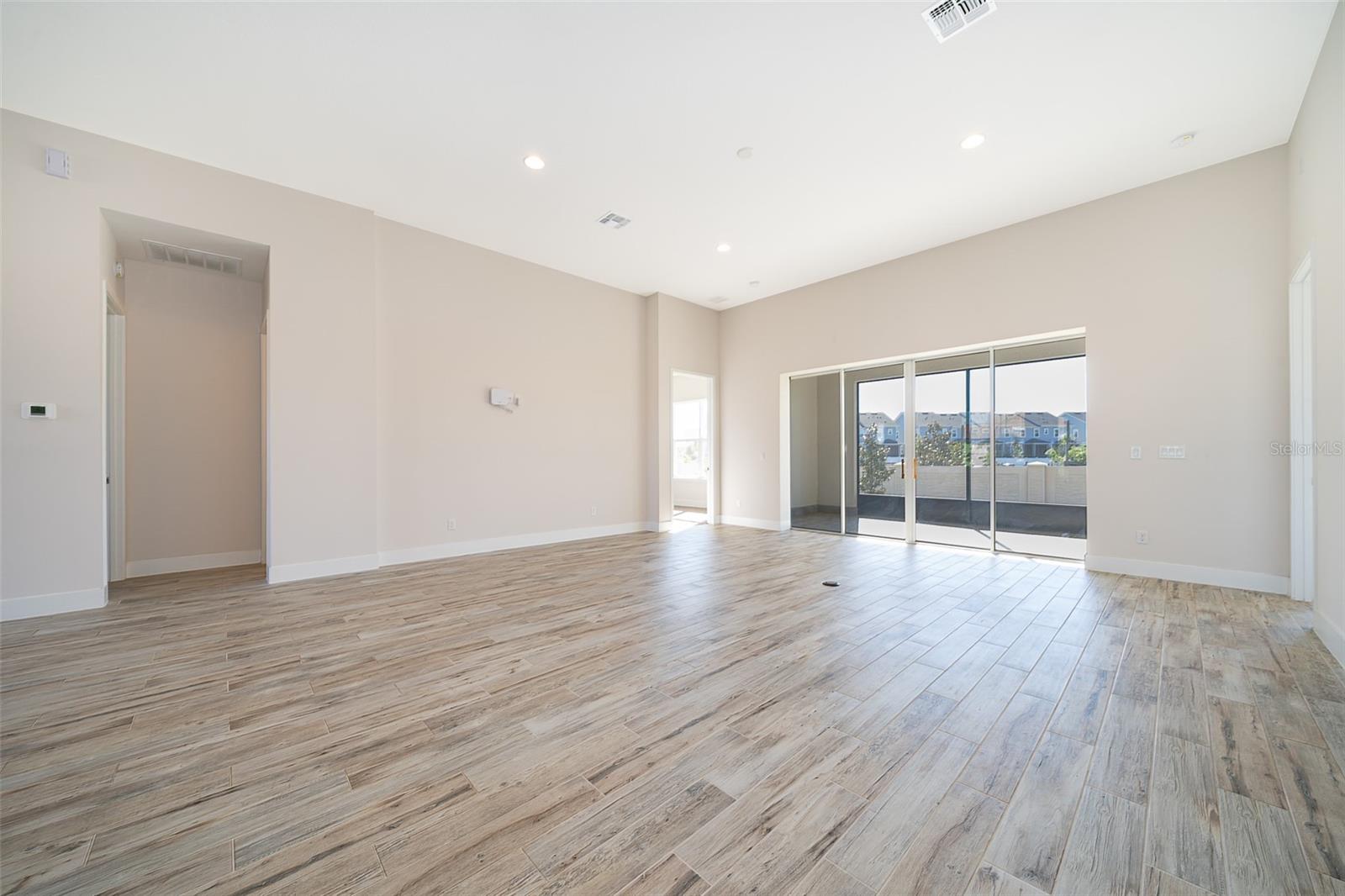 Image 6 of 38 For 2400 Symphony Circle