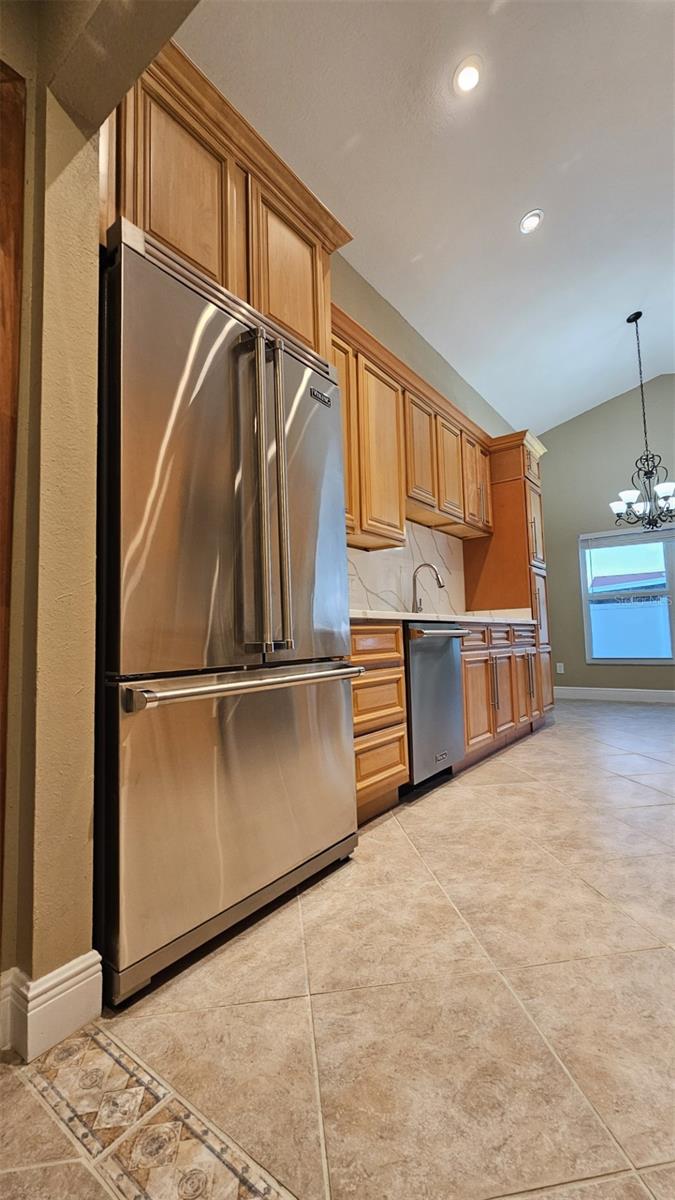 Image 11 of 25 For 14057 Ithaca Way