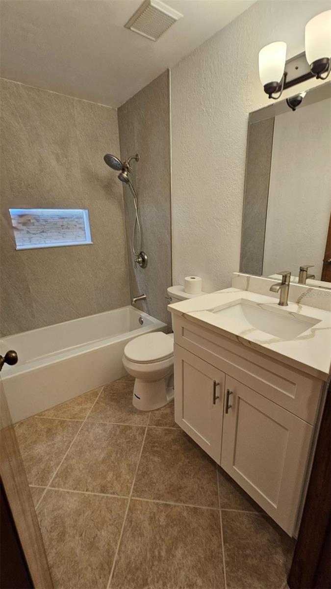 Image 20 of 25 For 14057 Ithaca Way