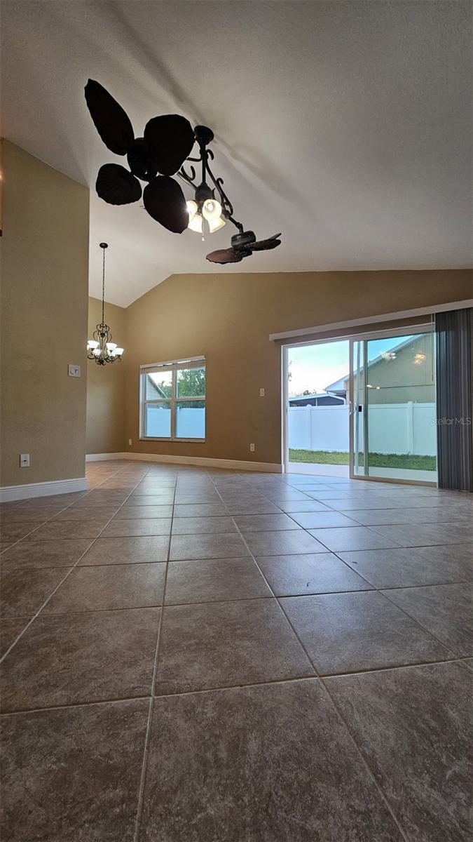 Image 7 of 25 For 14057 Ithaca Way