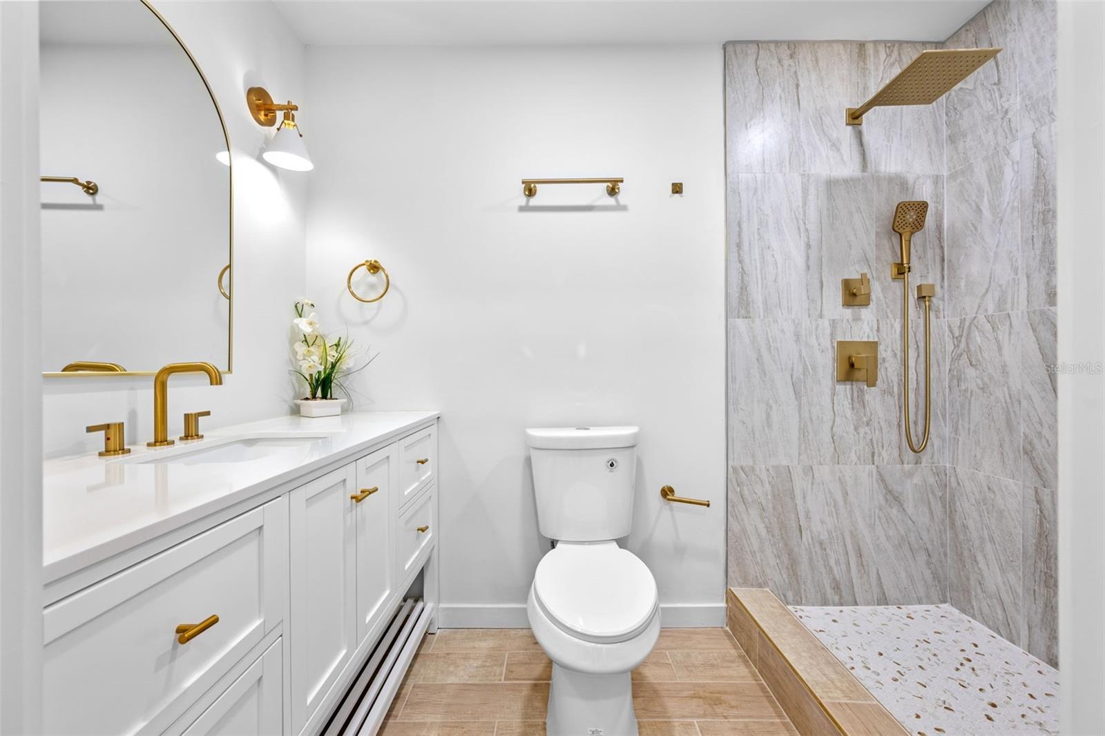 Image 13 of 42 For 1055 Kensington Park Drive 205