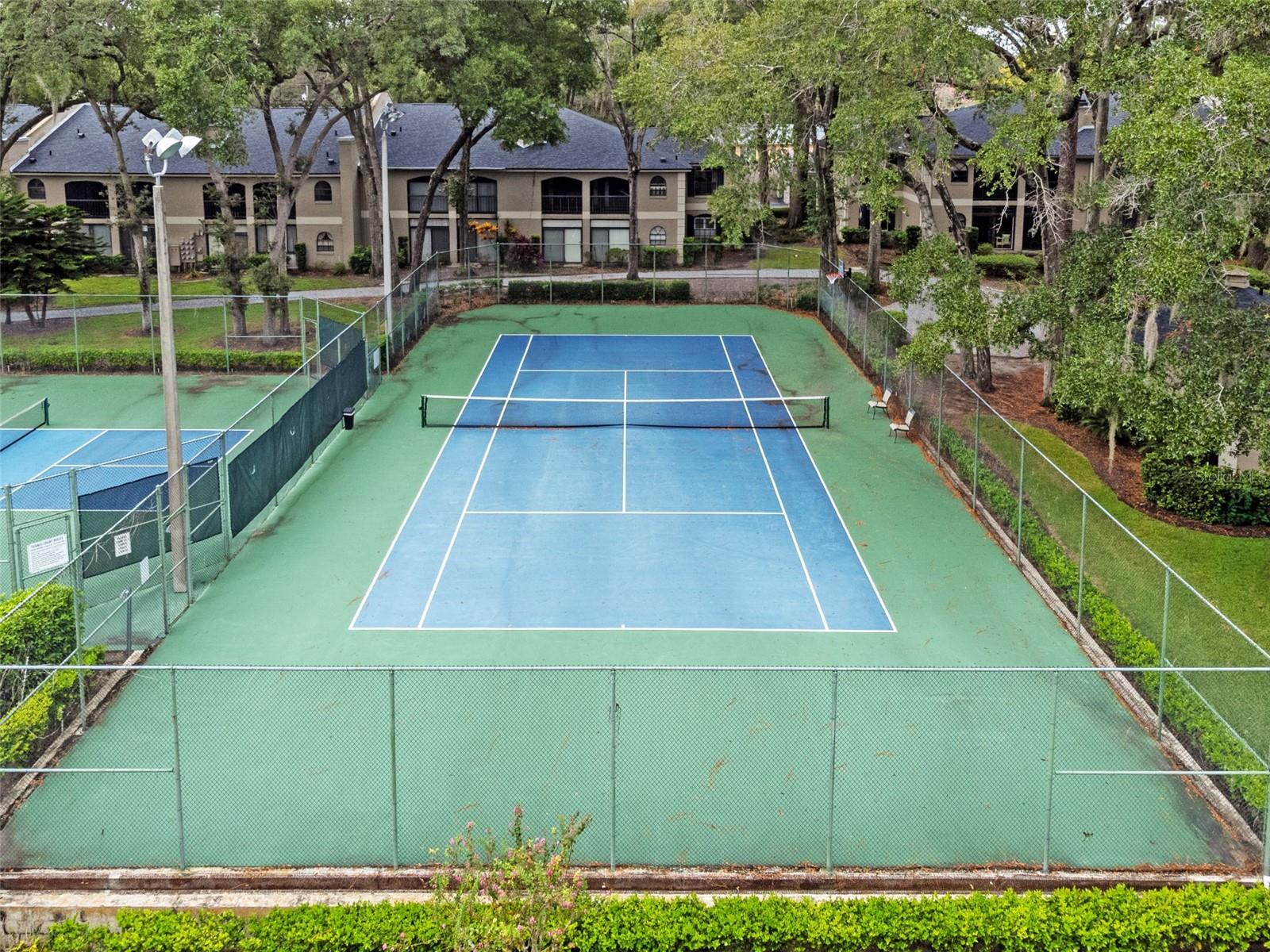 Image 40 of 42 For 1055 Kensington Park Drive 205