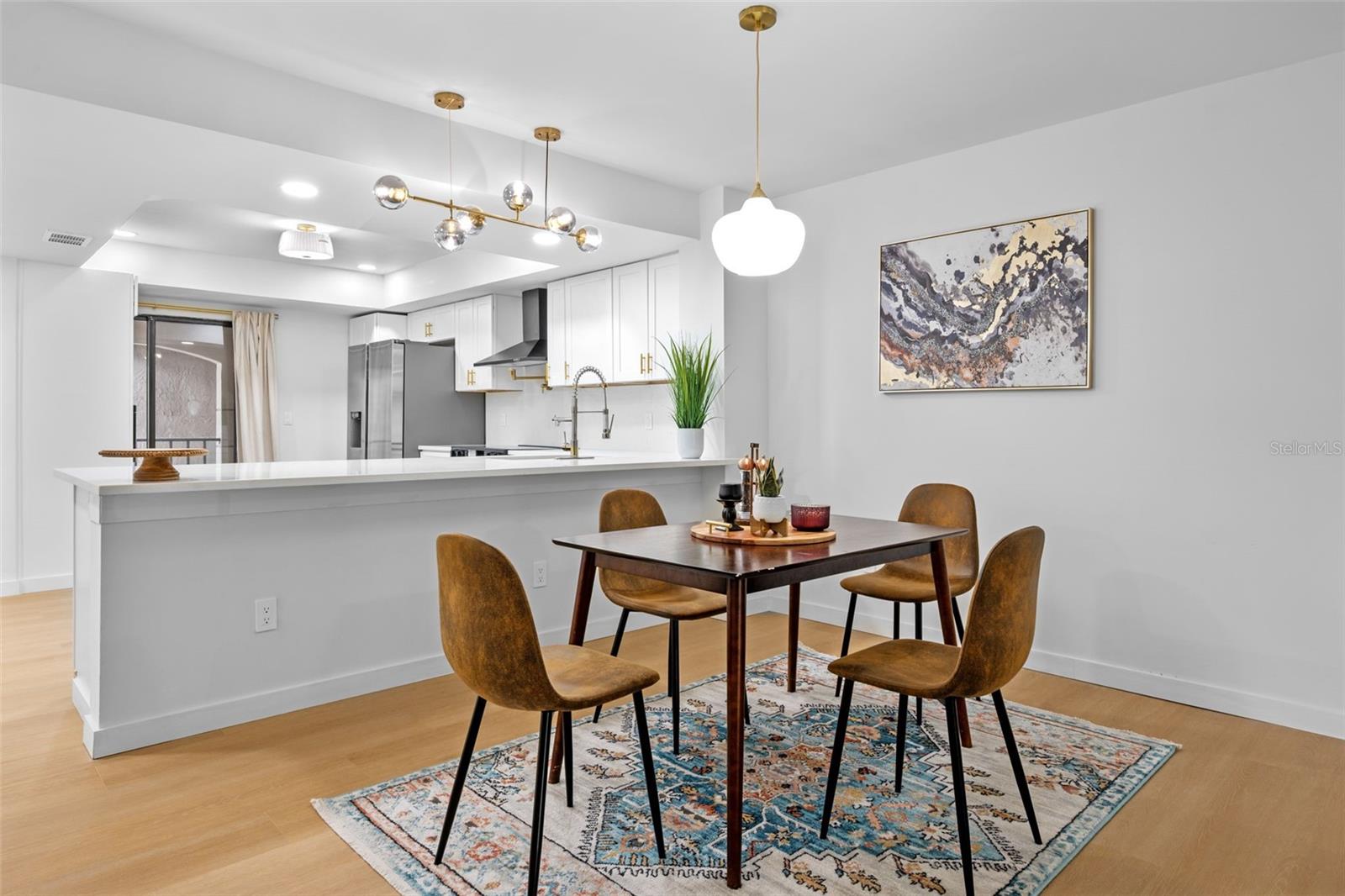 Image 8 of 42 For 1055 Kensington Park Drive 205