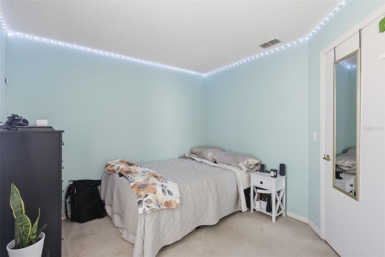 Image 14 of 19 For 774 Barclay Terrace