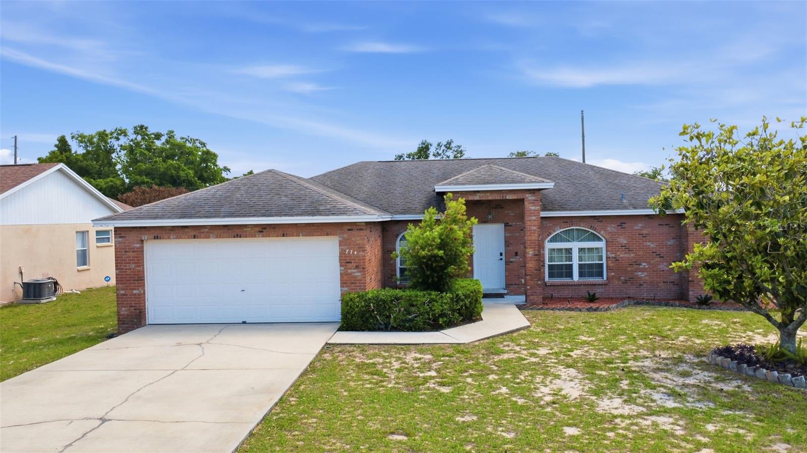 Image 18 of 19 For 774 Barclay Terrace