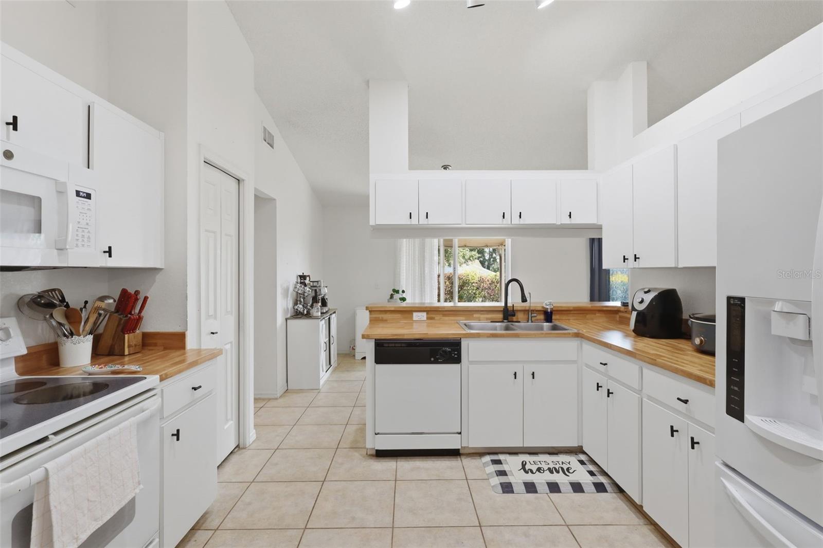 Image 2 of 19 For 774 Barclay Terrace