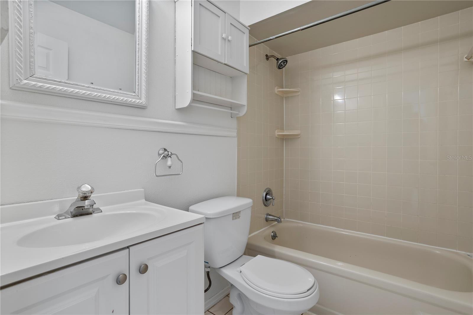 Image 14 of 29 For 847 Carlson Drive