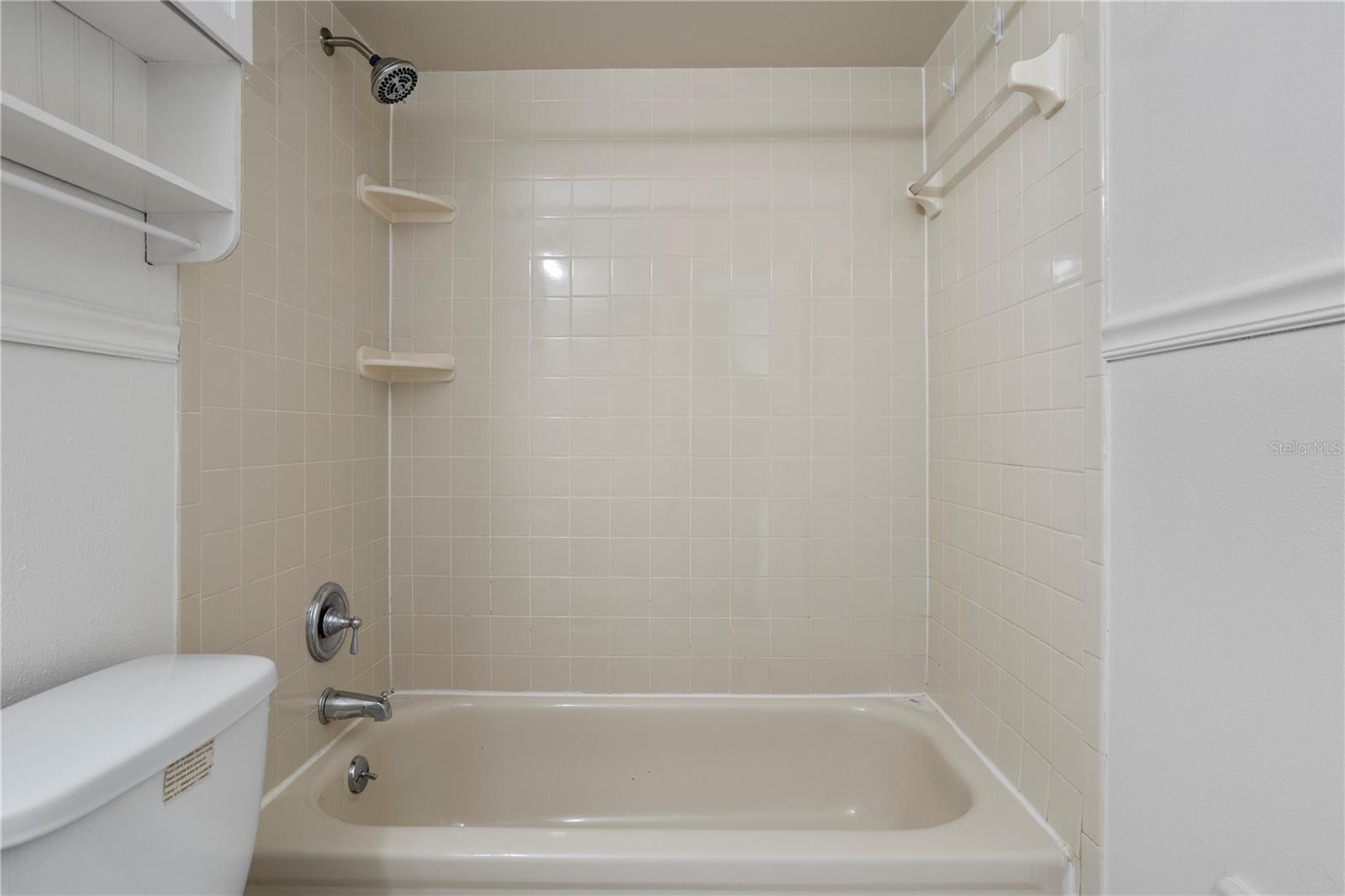 Image 15 of 29 For 847 Carlson Drive