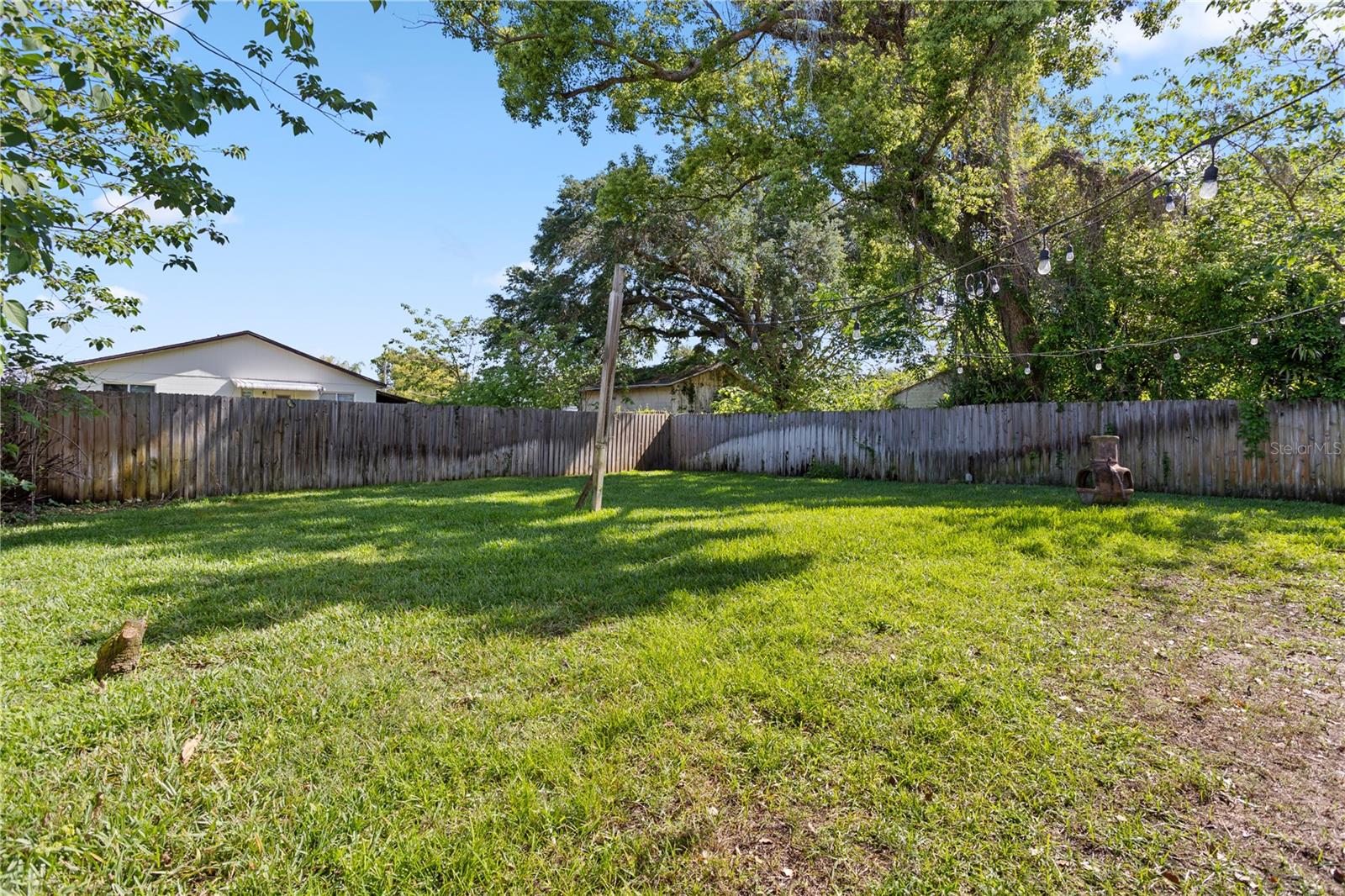 Image 25 of 29 For 847 Carlson Drive