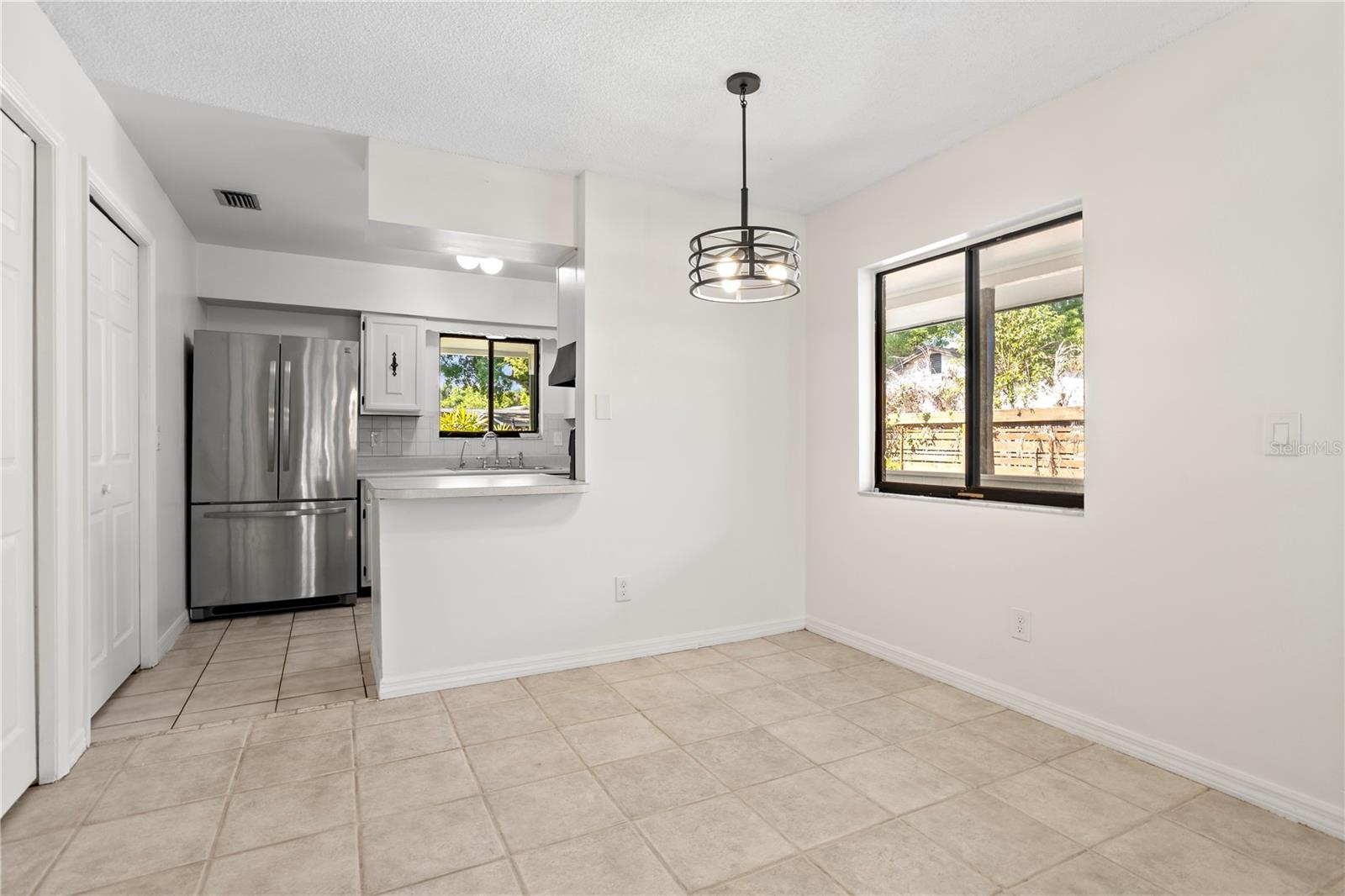 Image 8 of 29 For 847 Carlson Drive