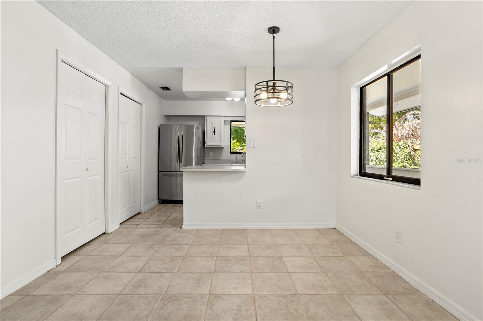 Image 9 of 29 For 847 Carlson Drive