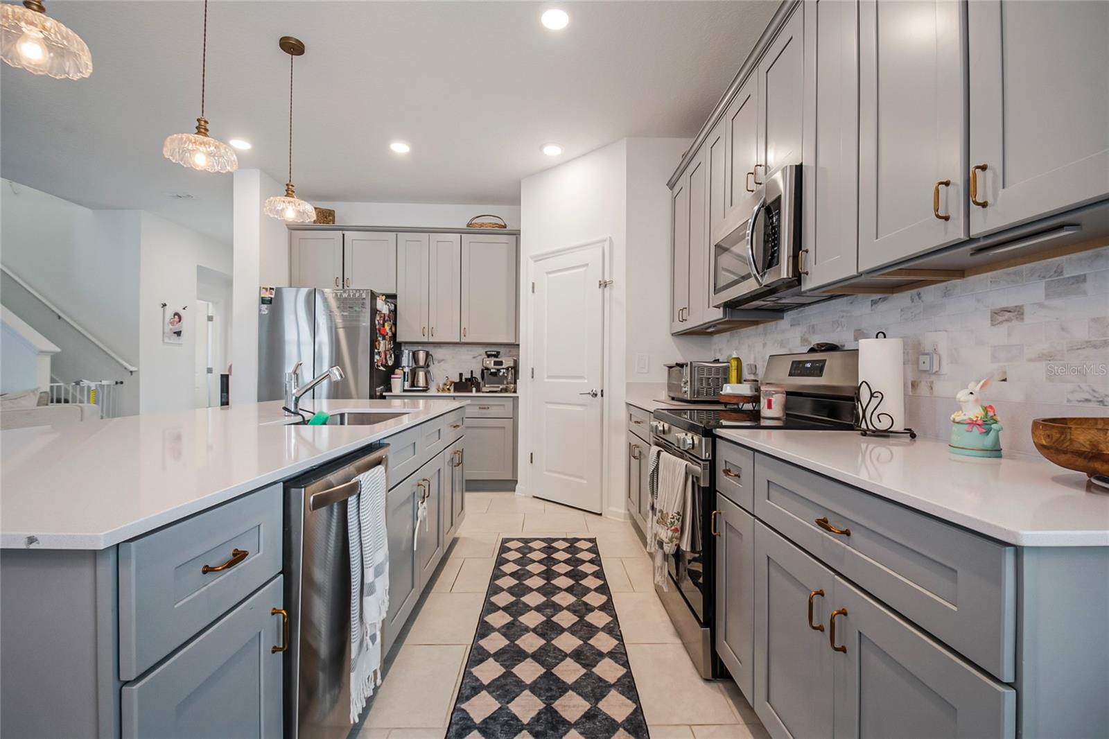 Image 13 of 45 For 2200 Sweet Honey Lane