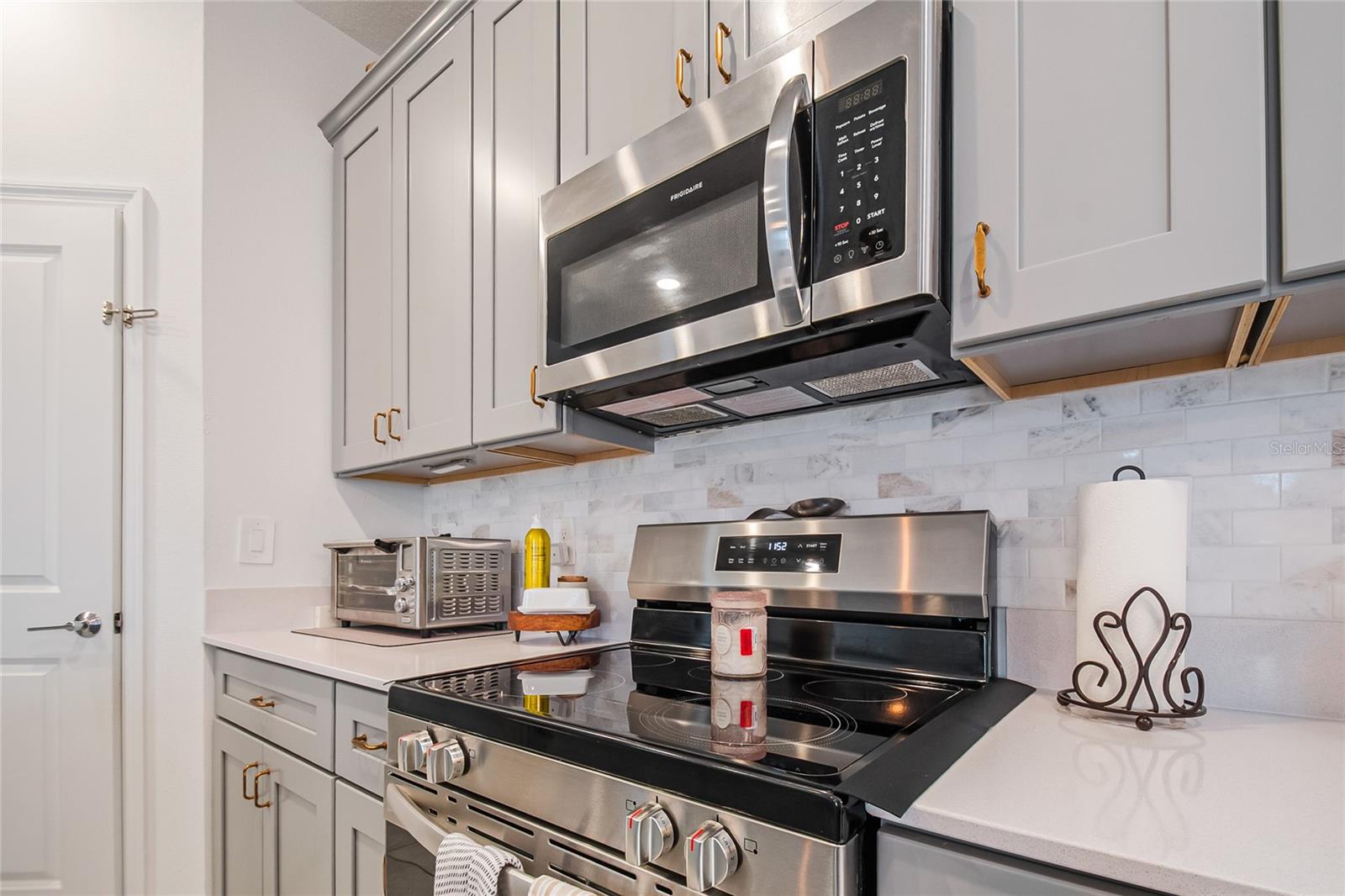 Image 17 of 45 For 2200 Sweet Honey Lane