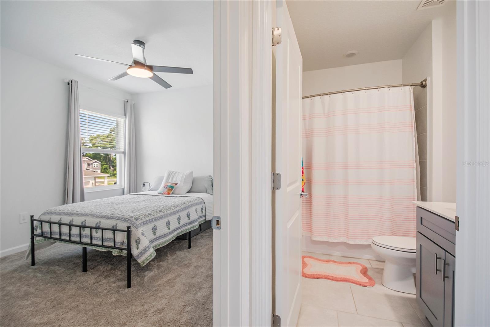 Image 32 of 45 For 2200 Sweet Honey Lane