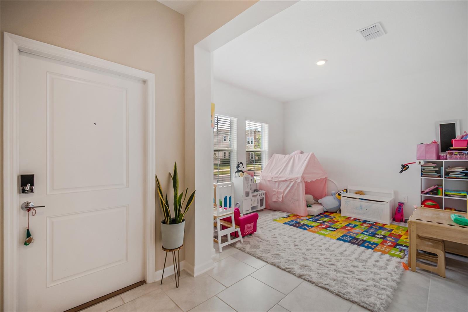 Image 8 of 45 For 2200 Sweet Honey Lane