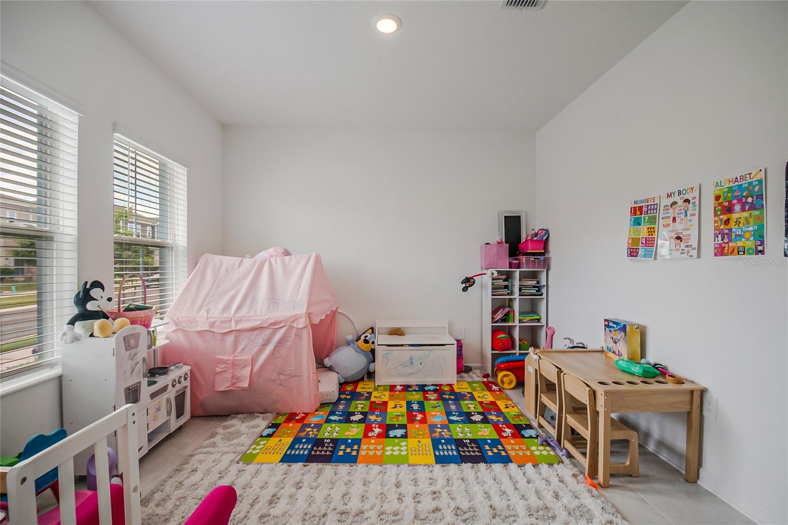 Image 9 of 45 For 2200 Sweet Honey Lane