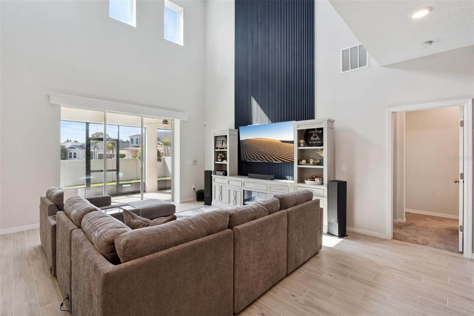 Image 10 of 55 For 2736 Plume Road