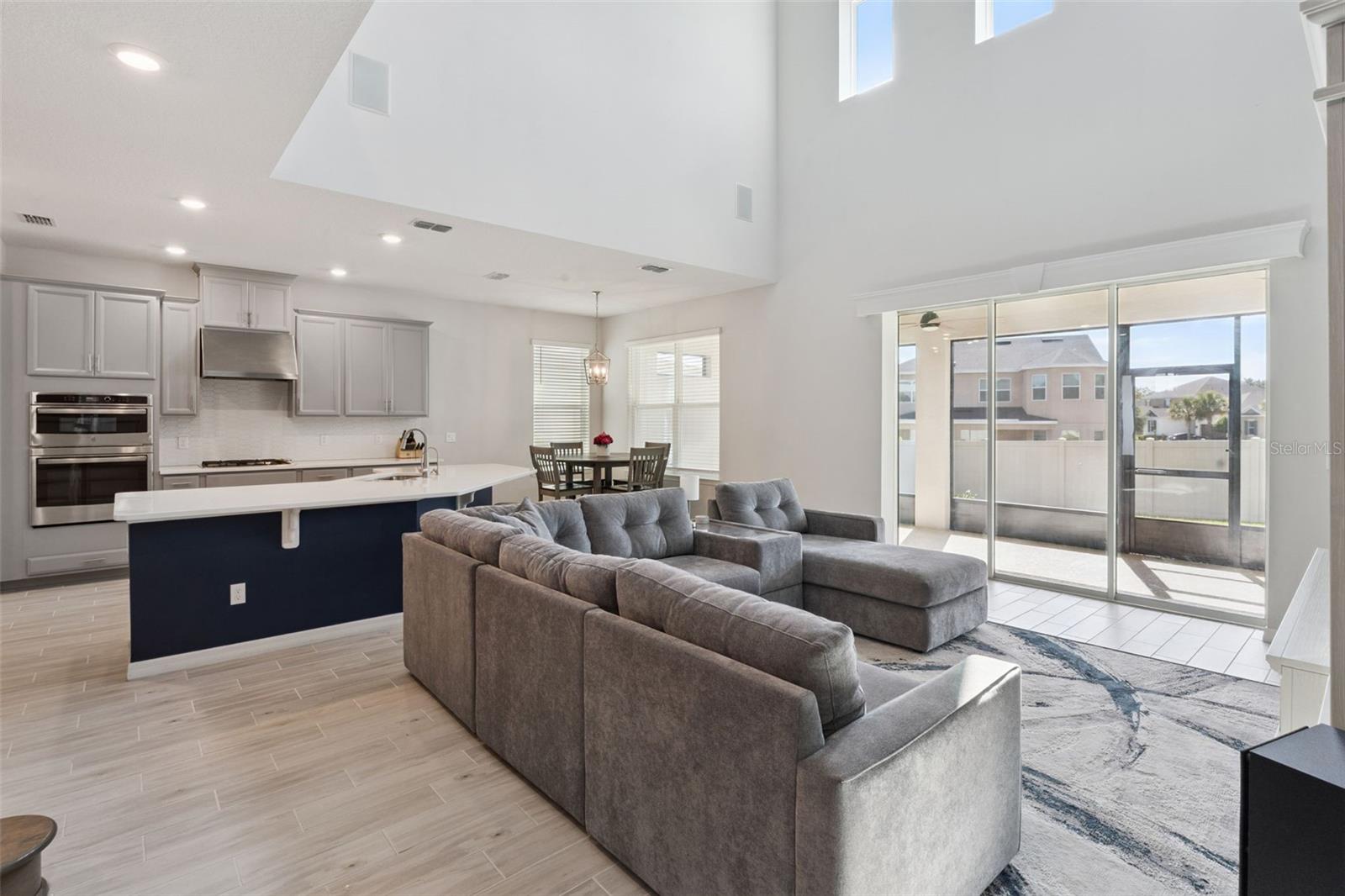 Image 11 of 55 For 2736 Plume Road