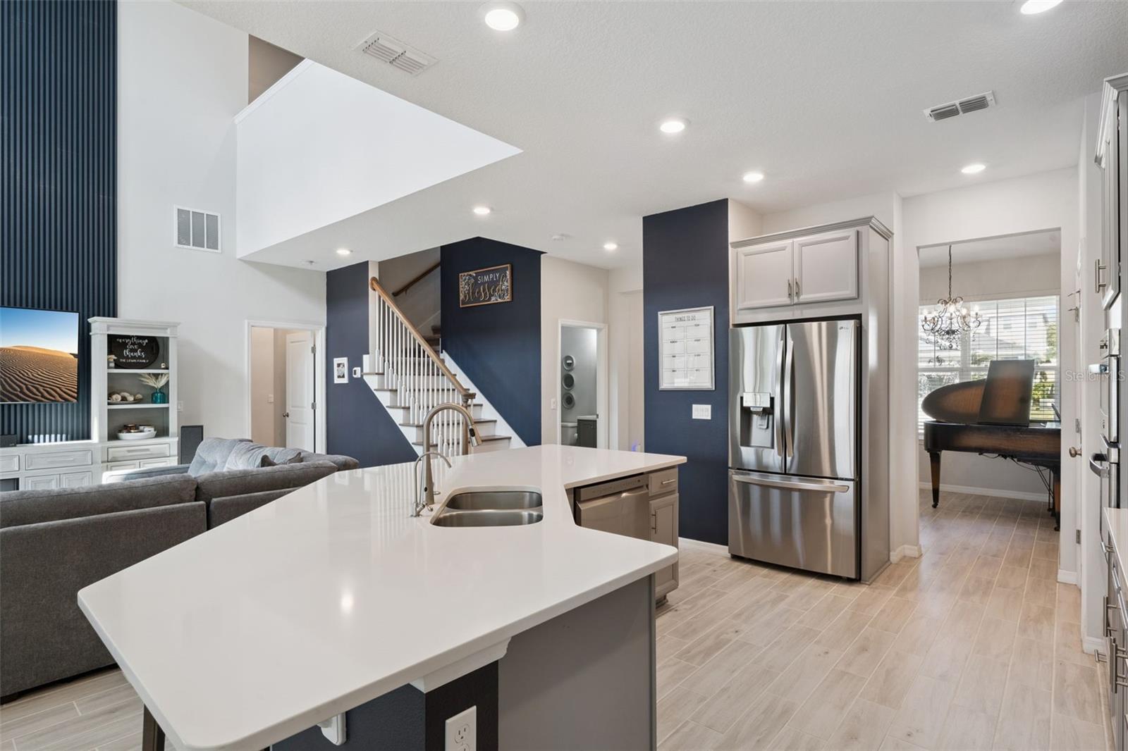 Image 15 of 55 For 2736 Plume Road