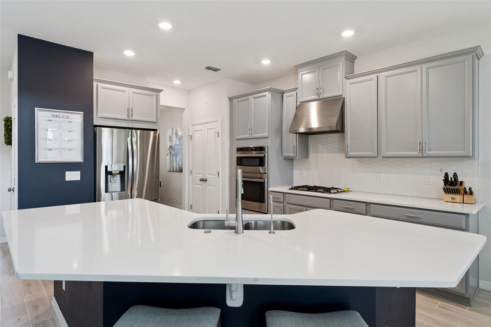 Image 20 of 55 For 2736 Plume Road