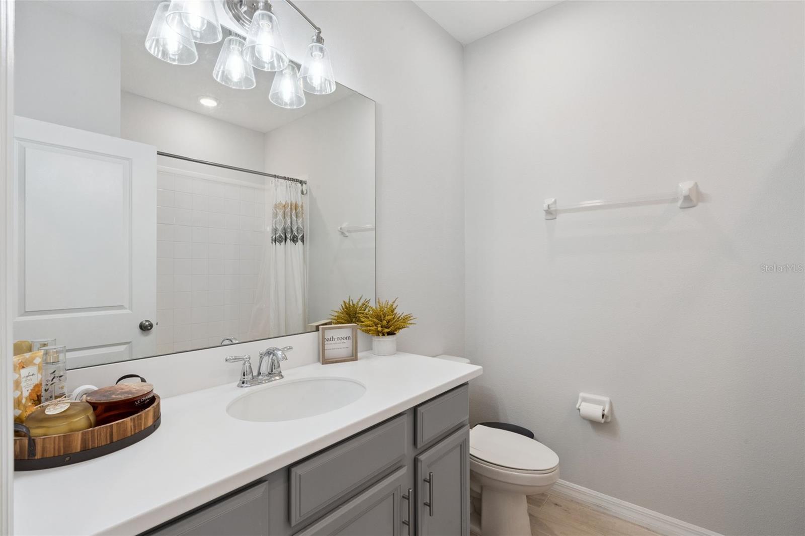 Image 30 of 55 For 2736 Plume Road