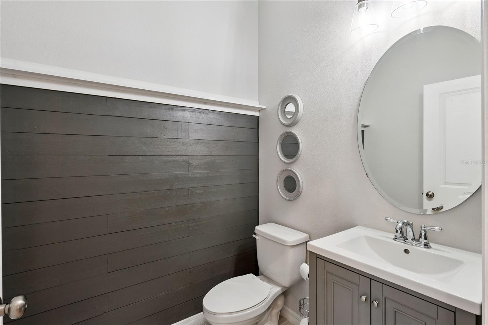 Image 32 of 55 For 2736 Plume Road