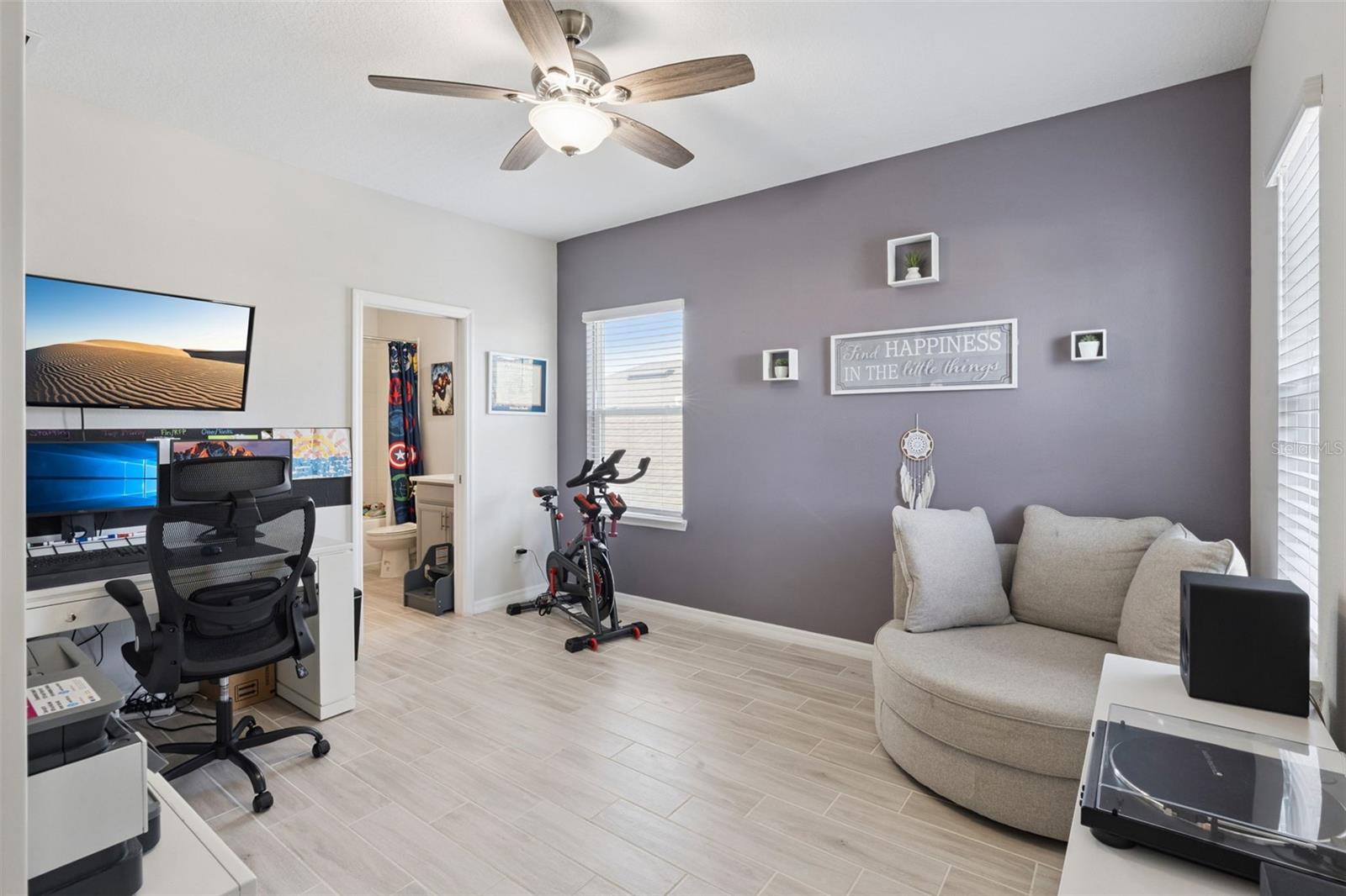 Image 34 of 55 For 2736 Plume Road