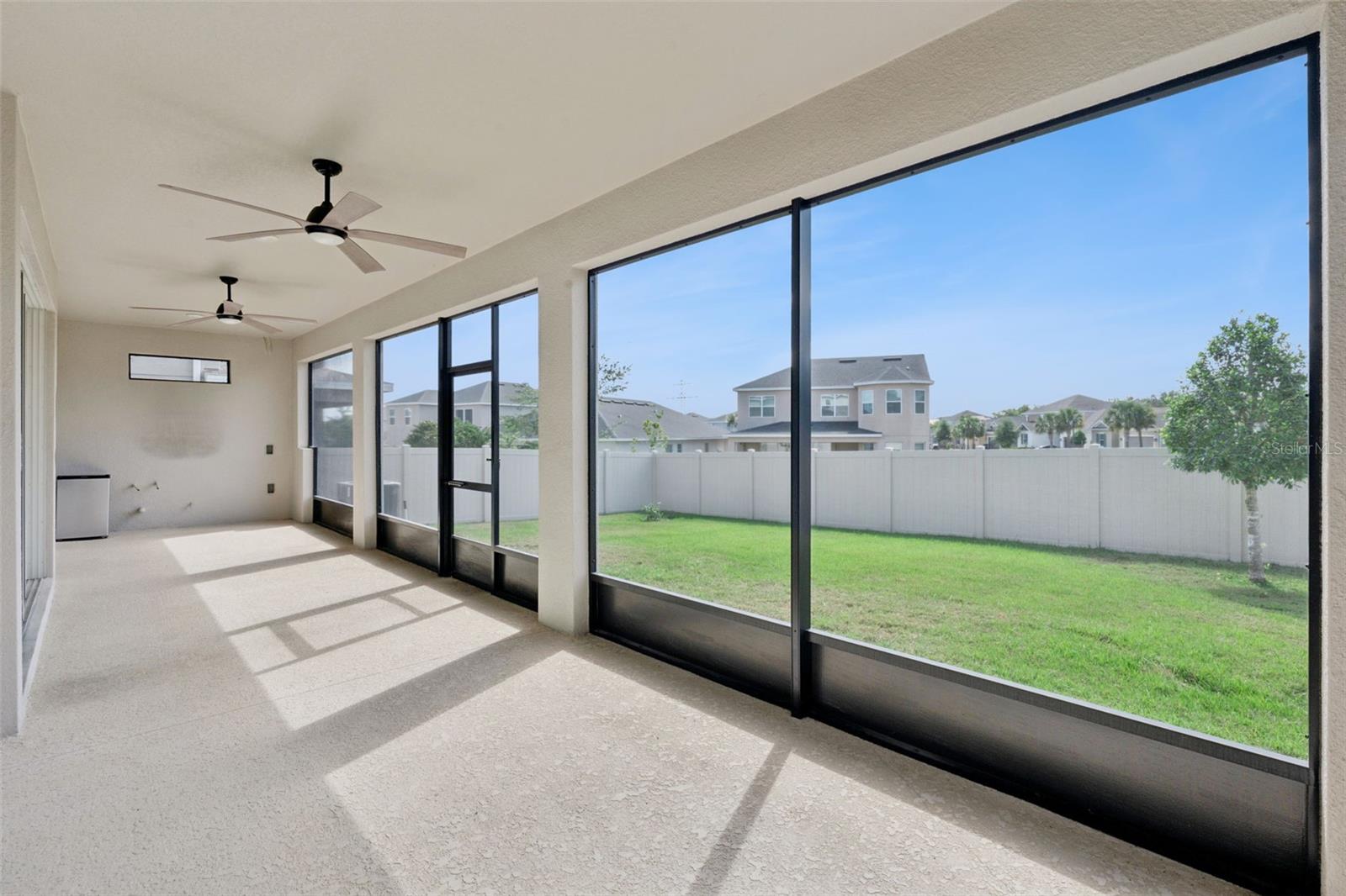 Image 38 of 55 For 2736 Plume Road