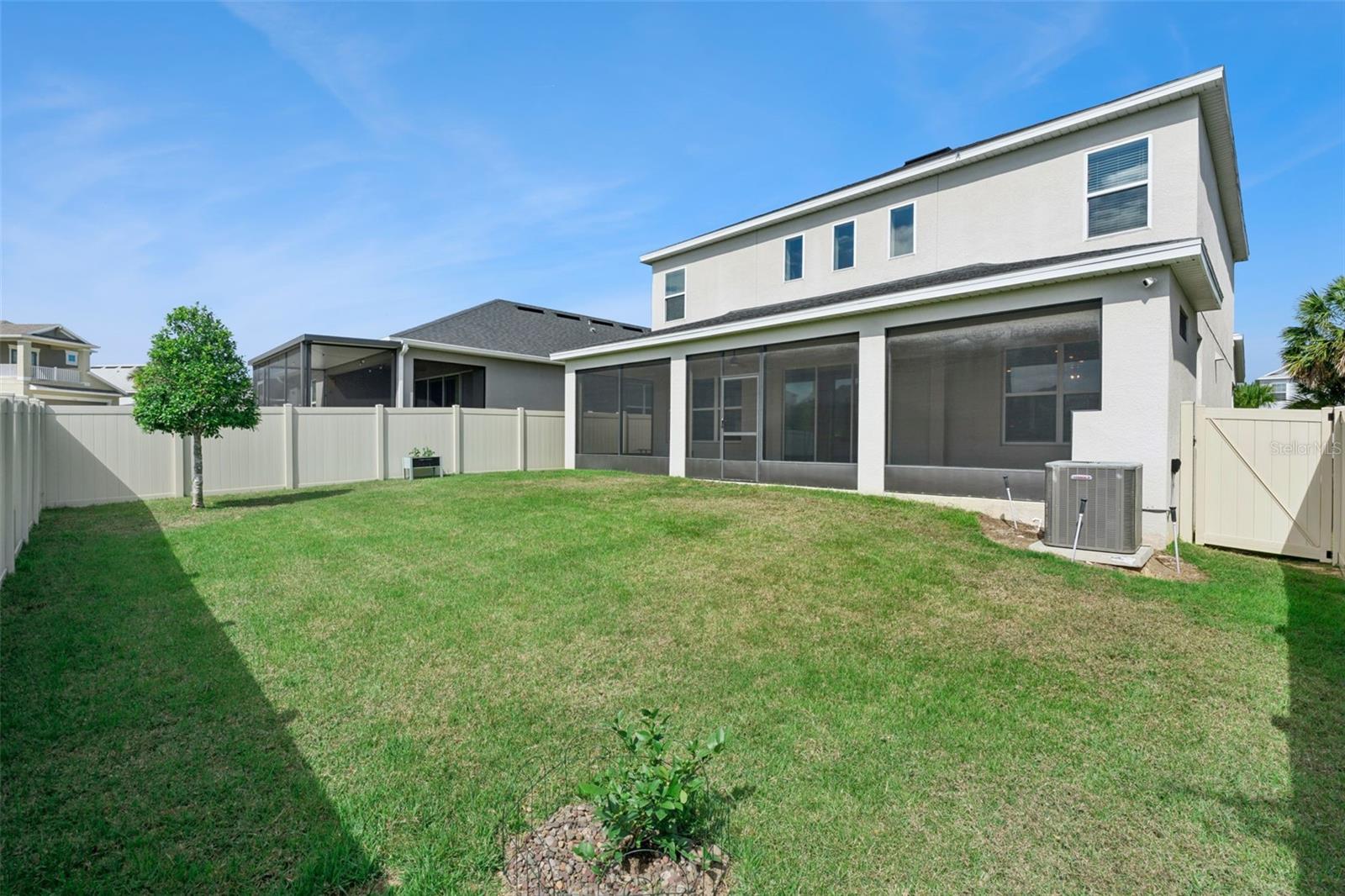 Image 40 of 55 For 2736 Plume Road