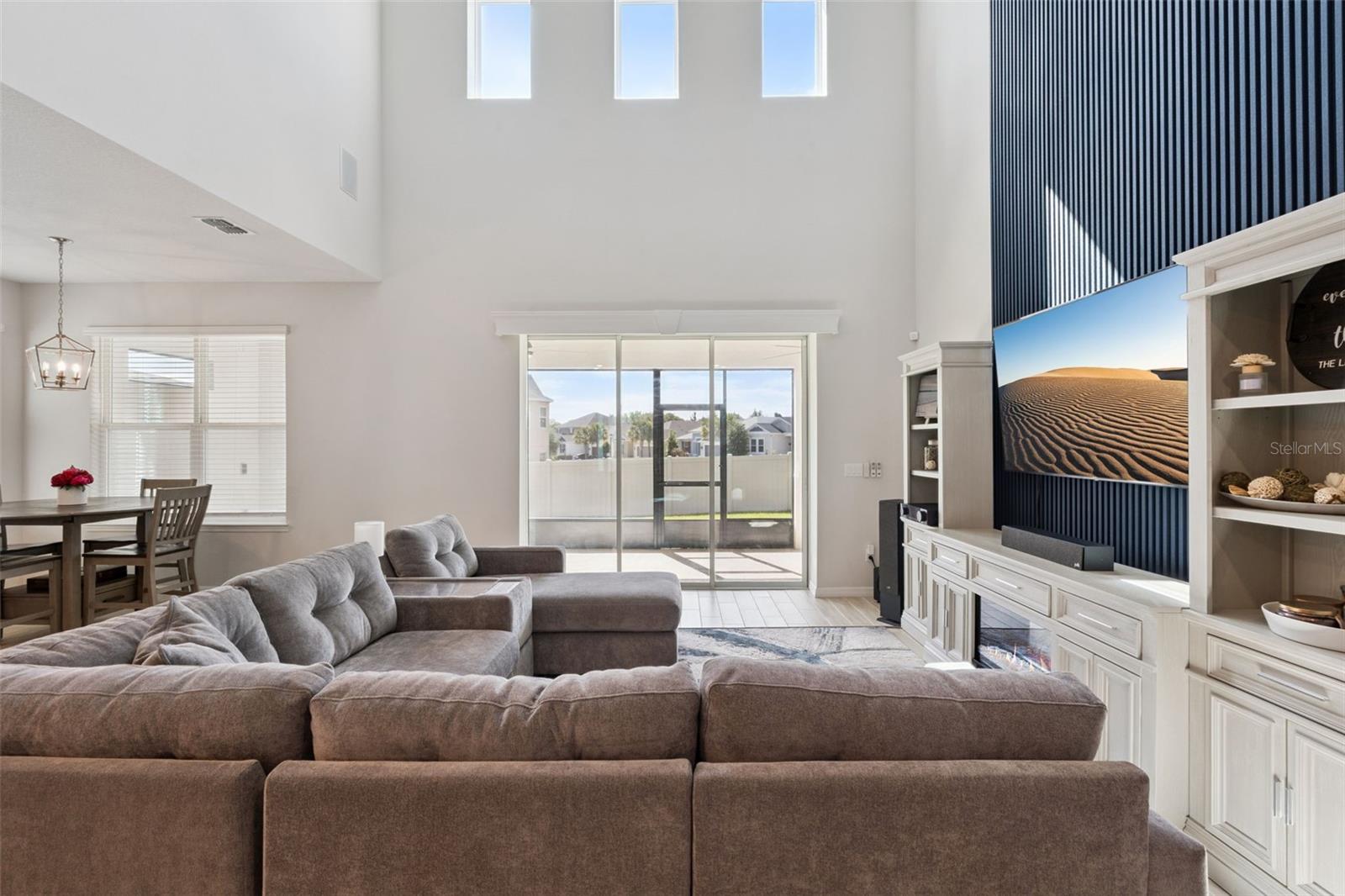 Image 8 of 55 For 2736 Plume Road