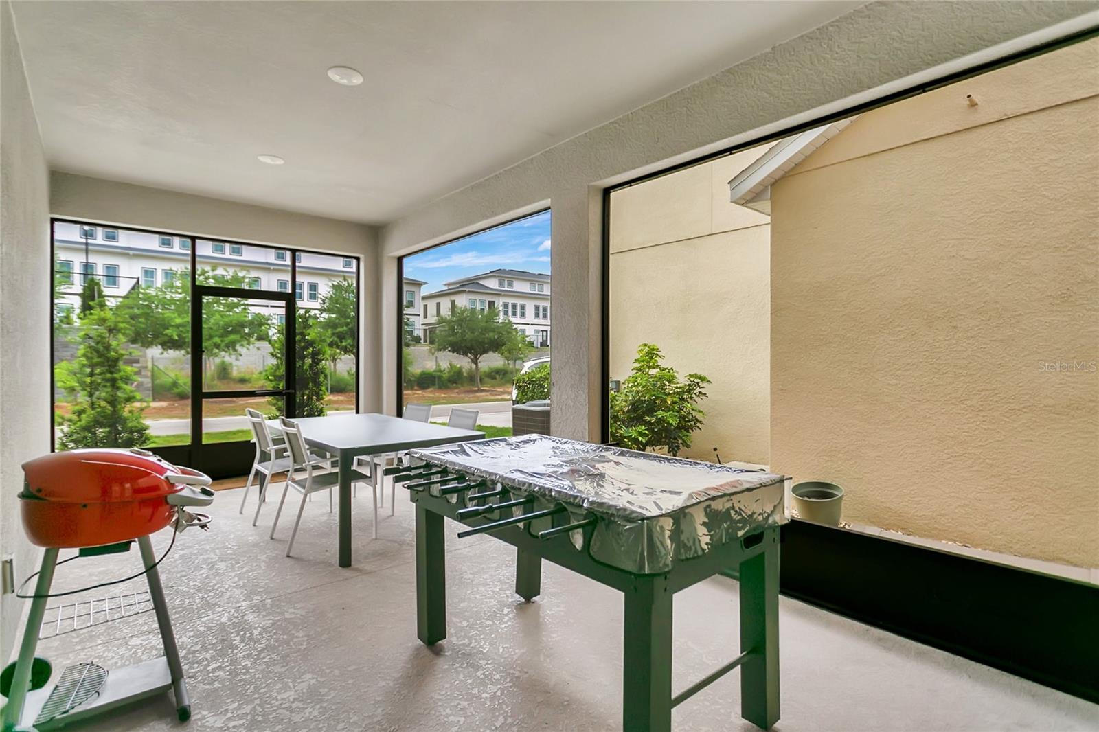 Image 23 of 36 For 262 Bella Prestwick Boulevard