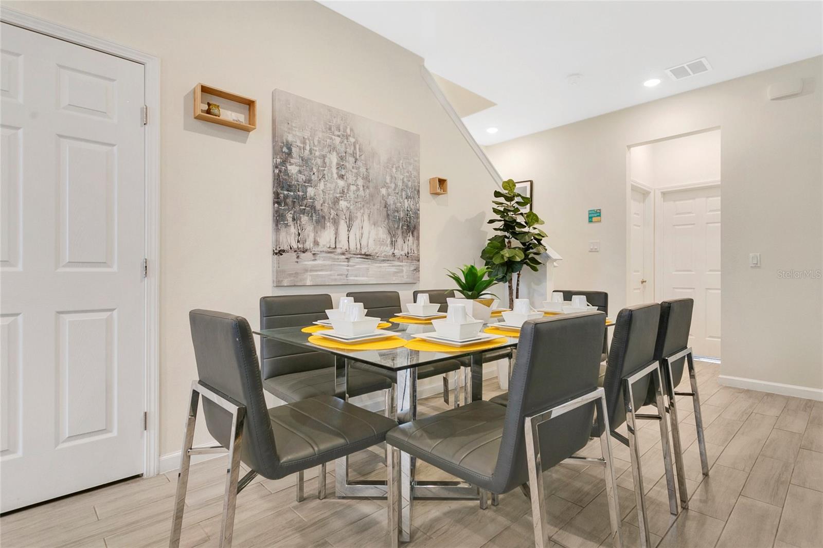 Image 7 of 36 For 262 Bella Prestwick Boulevard