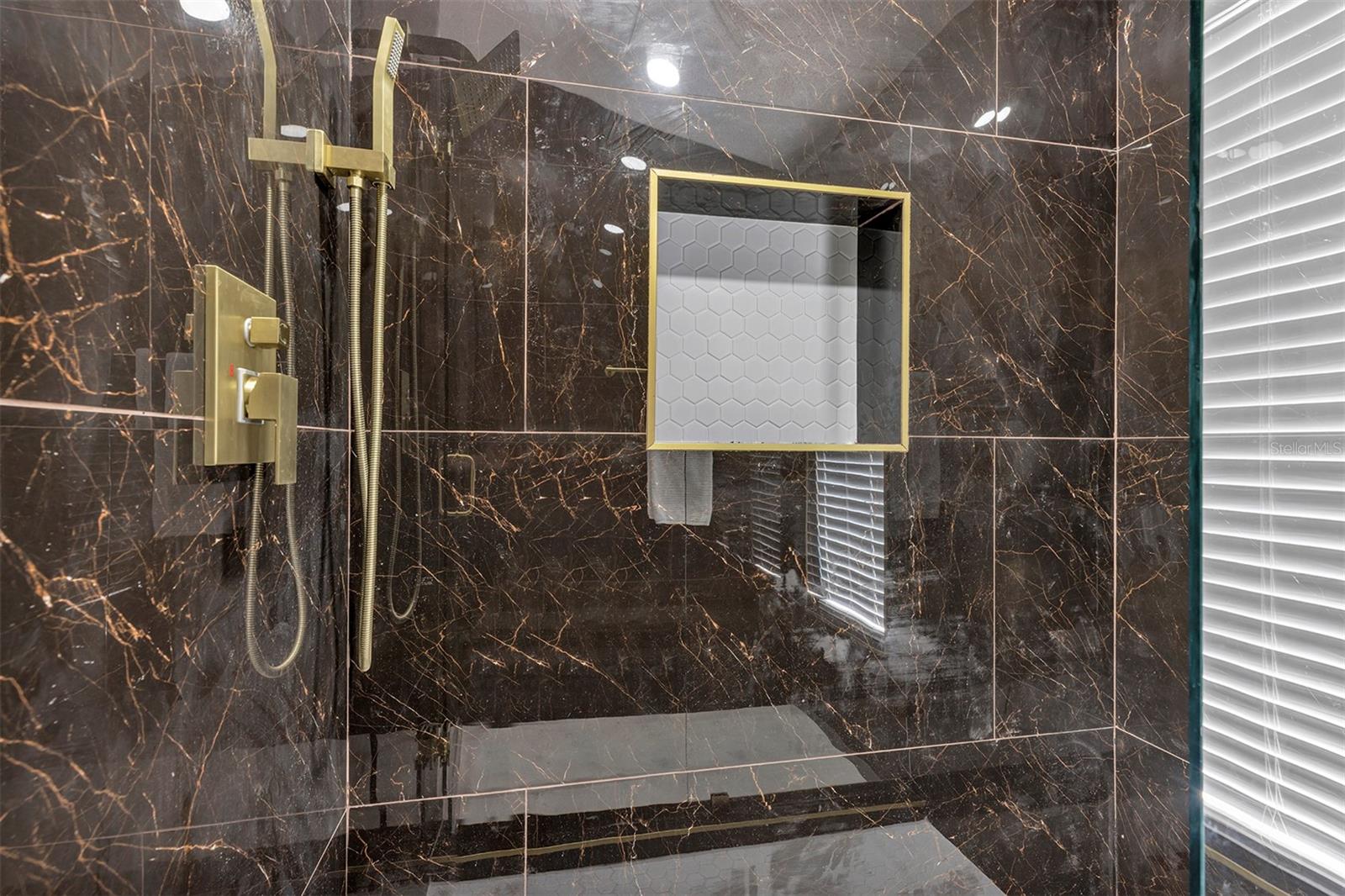 Image 22 of 46 For 492 Bohannon Boulevard