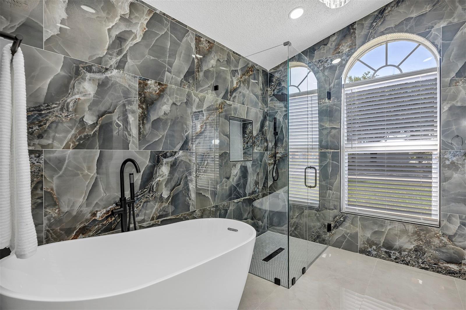 Image 6 of 46 For 492 Bohannon Boulevard