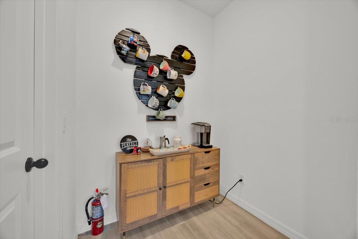 Image 19 of 55 For 2342 Lancashire Street